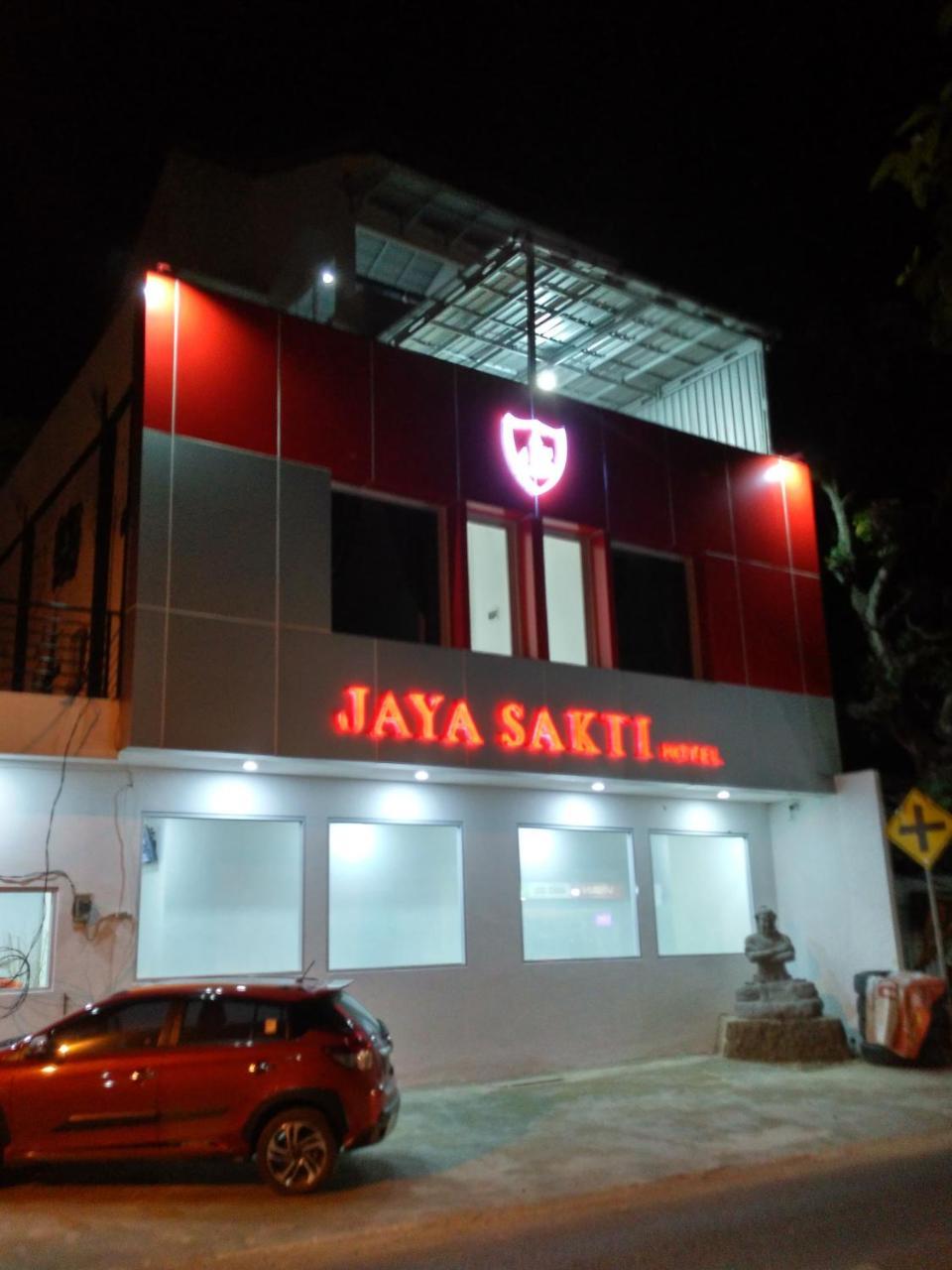 Jaya Sakti Hotel Blora Extérieur photo